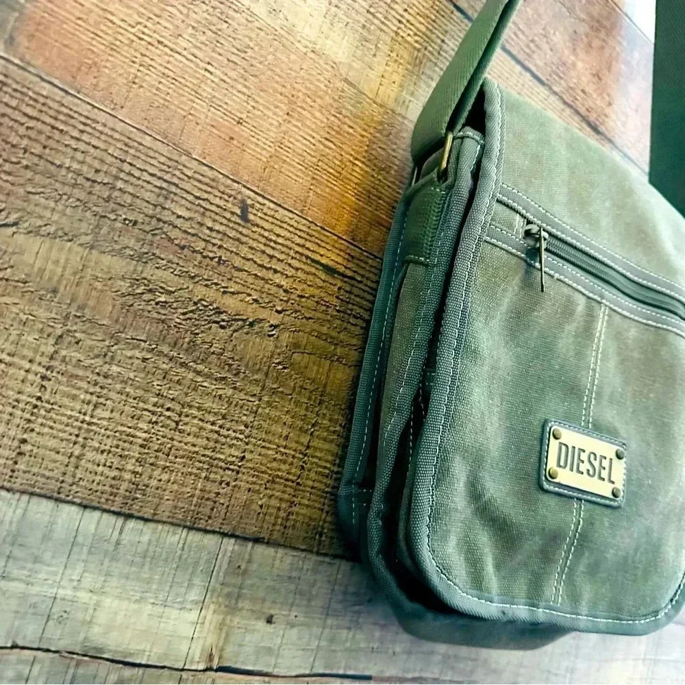 New Unisex Rare Vintage Y2K Diesel Distressed Crossbody Mulitpocket Military Bag